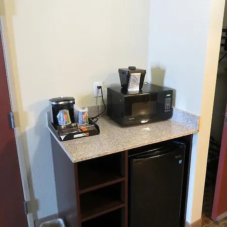 Cobblestone Inn & Suites - Harper Room photo