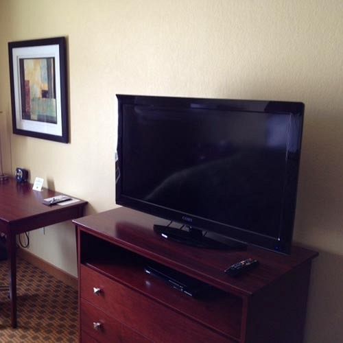 Cobblestone Inn&suites - 3*