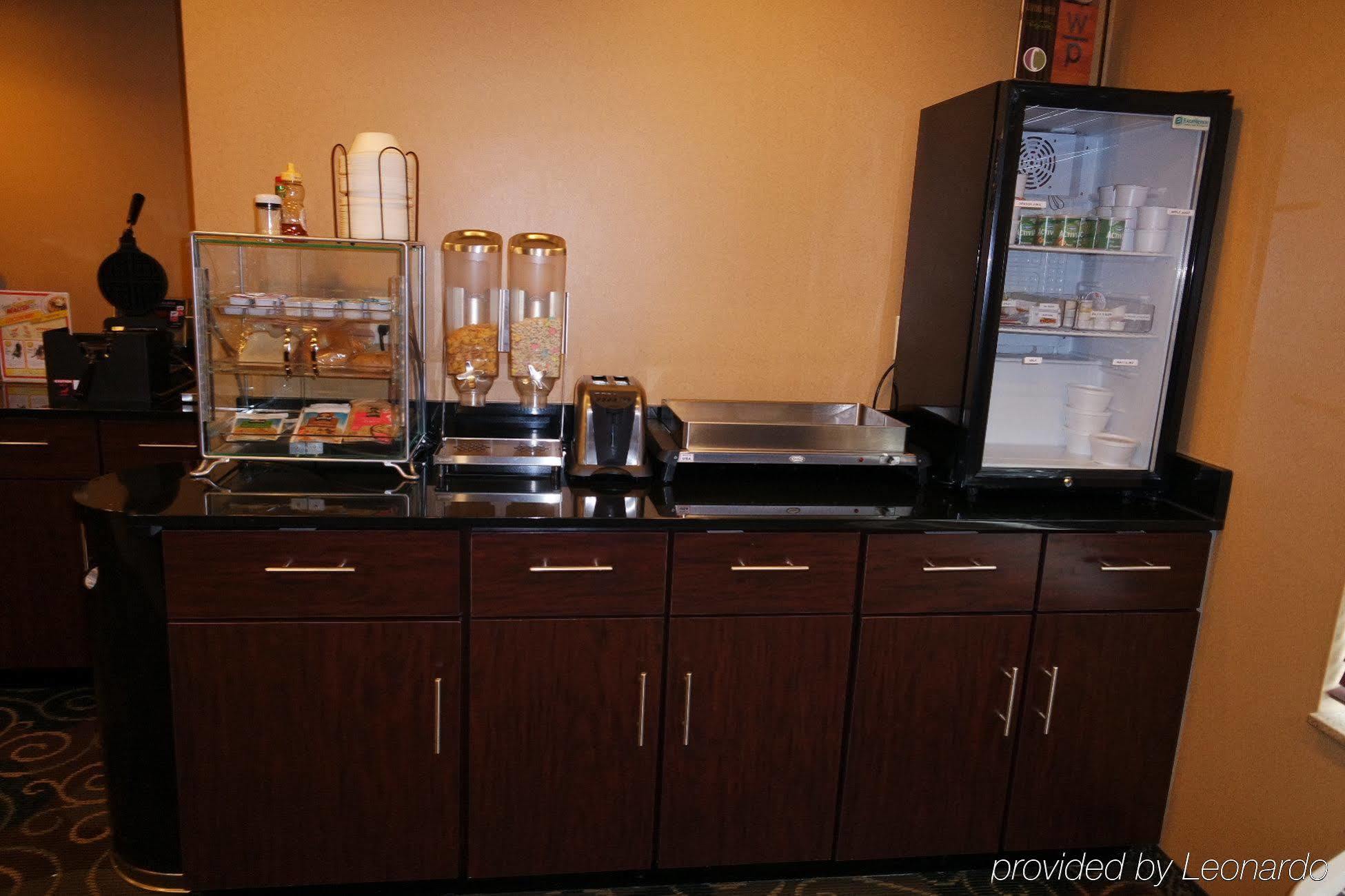 Cobblestone Inn&suites - Hotel Harper