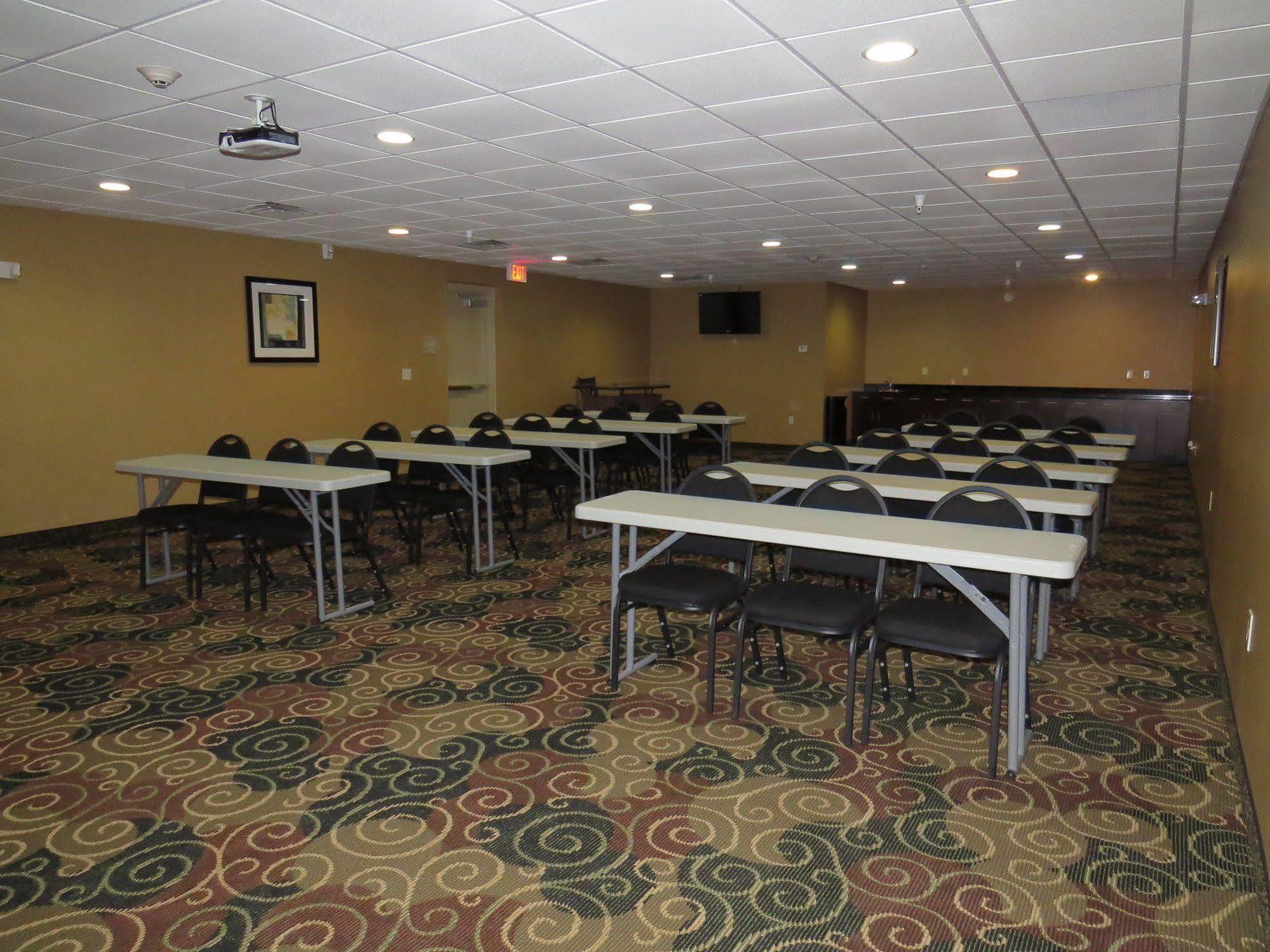 Cobblestone Inn&suites - Hotel Harper