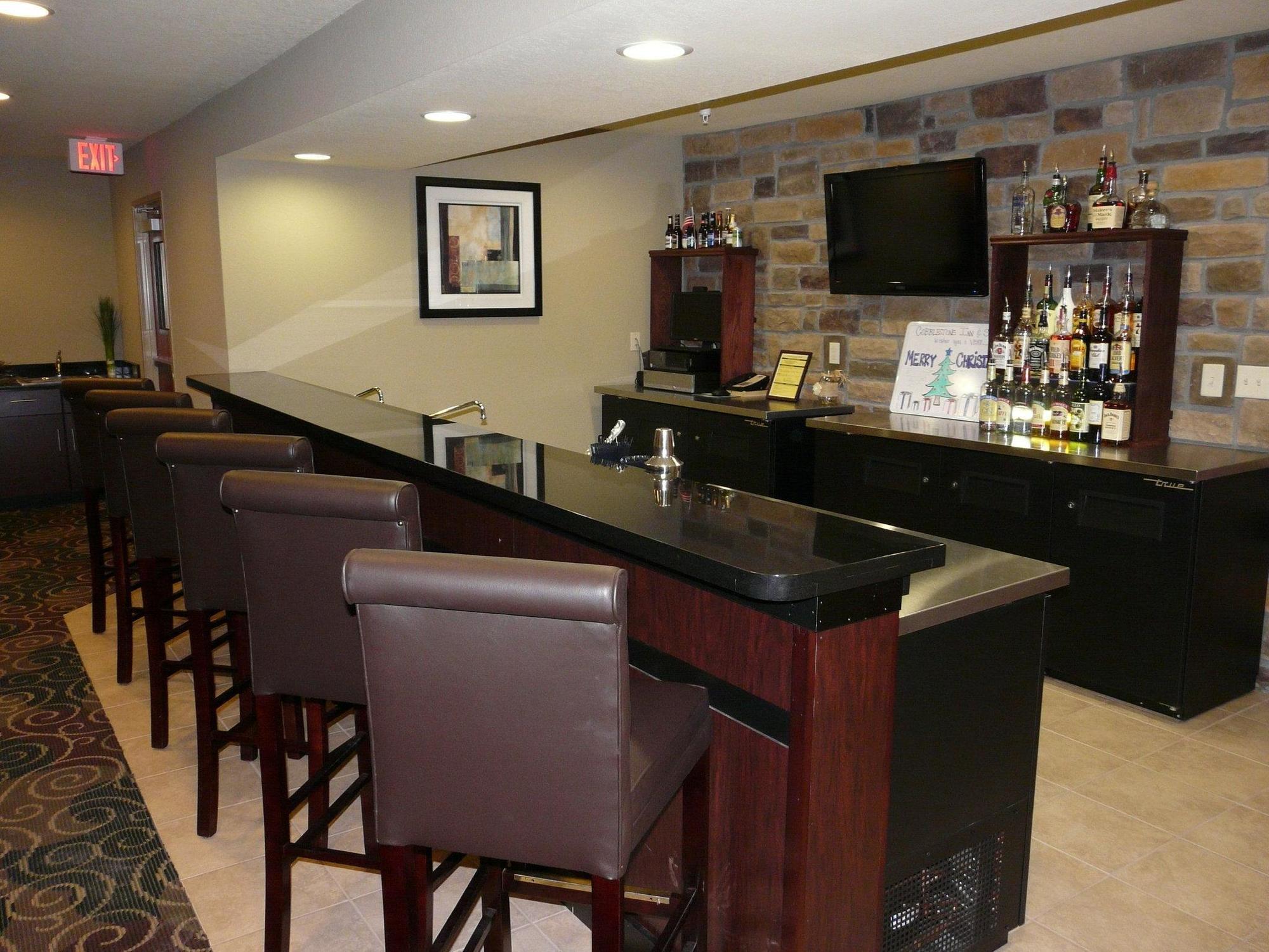 Cobblestone & - Hotel Harper