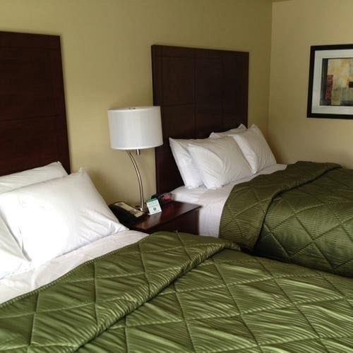 Hotel Cobblestone & -