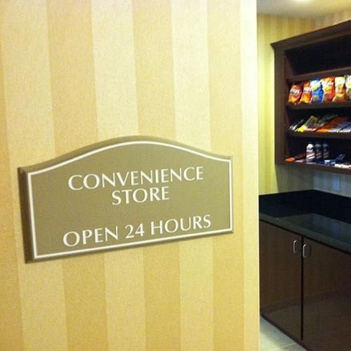 Cobblestone & - Hotel